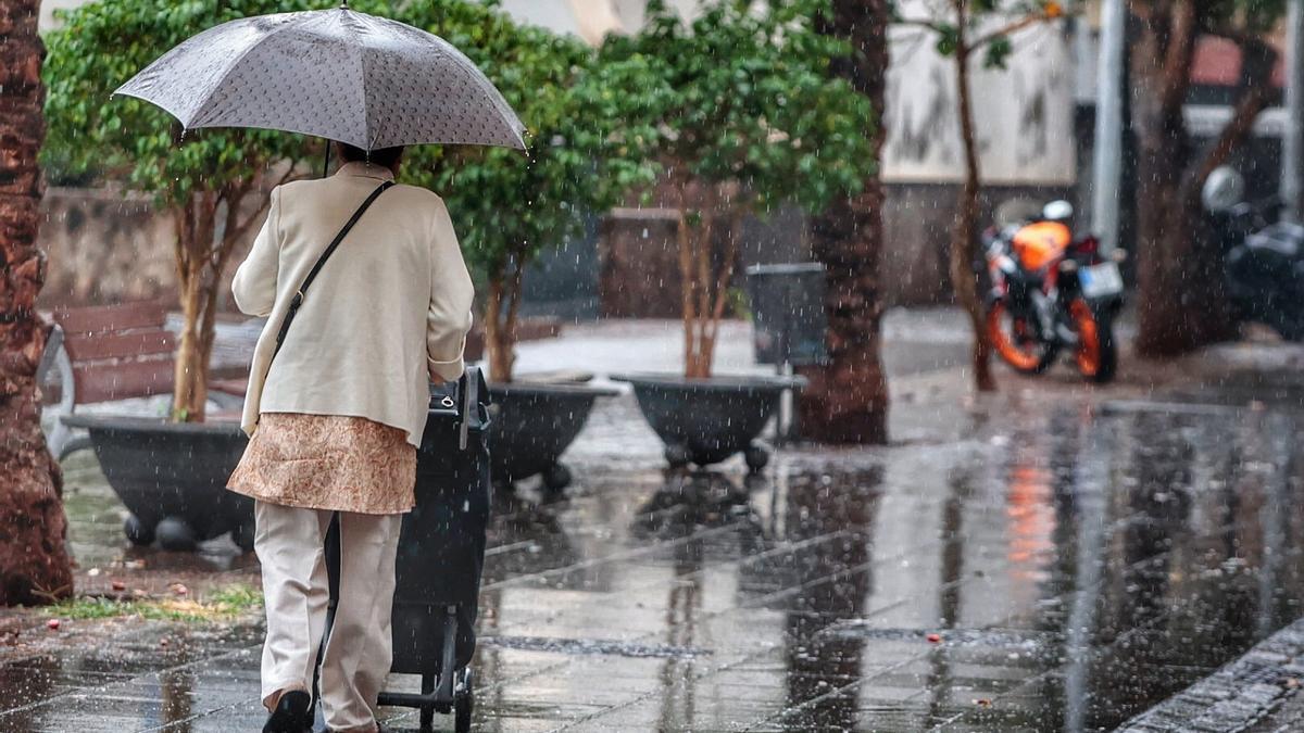 Jornada de lluvias en Santa Cruz de Tenerife.