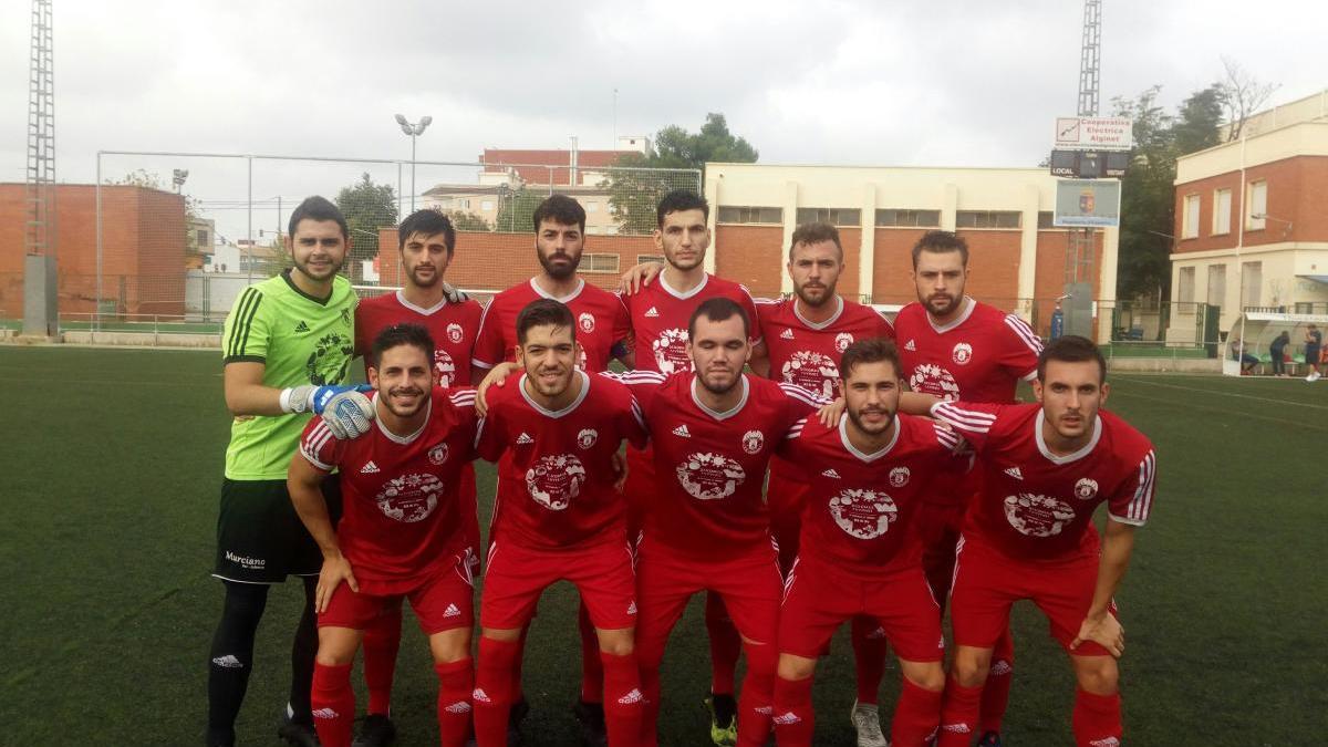 Un once inicial del Tavernes, en esta temporada.