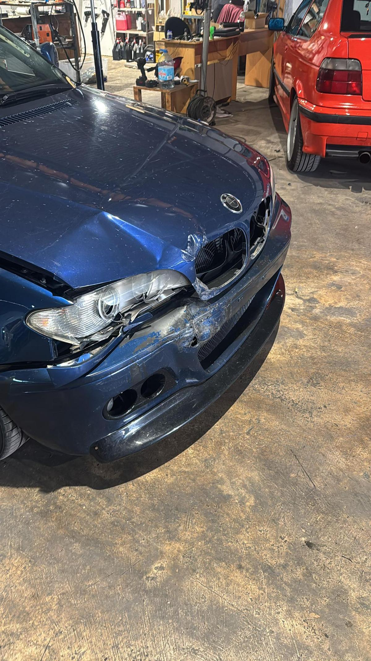 Golpe que presentaba otro de los coches.