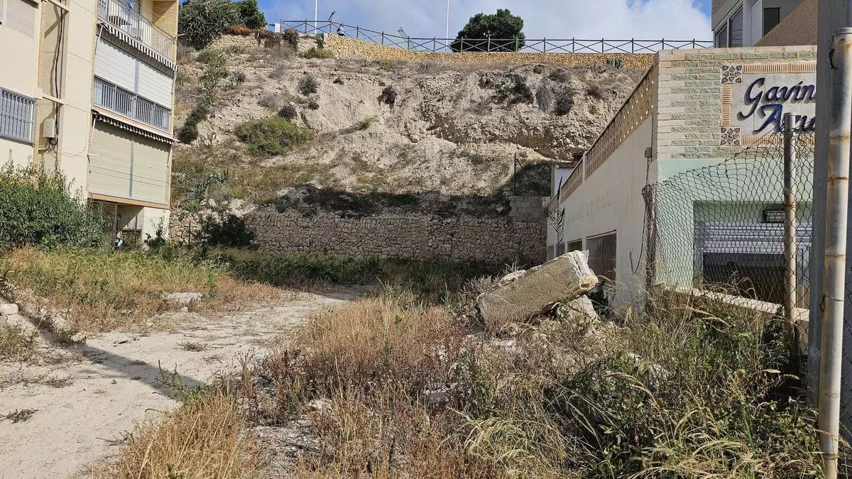 Cuenta atrás para el nuevo ascensor en la playa Centro de La Vila
