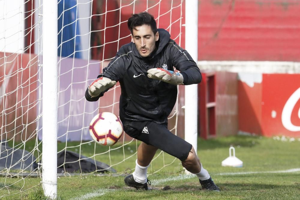 Entrenamiento del Sporting en Mareo.