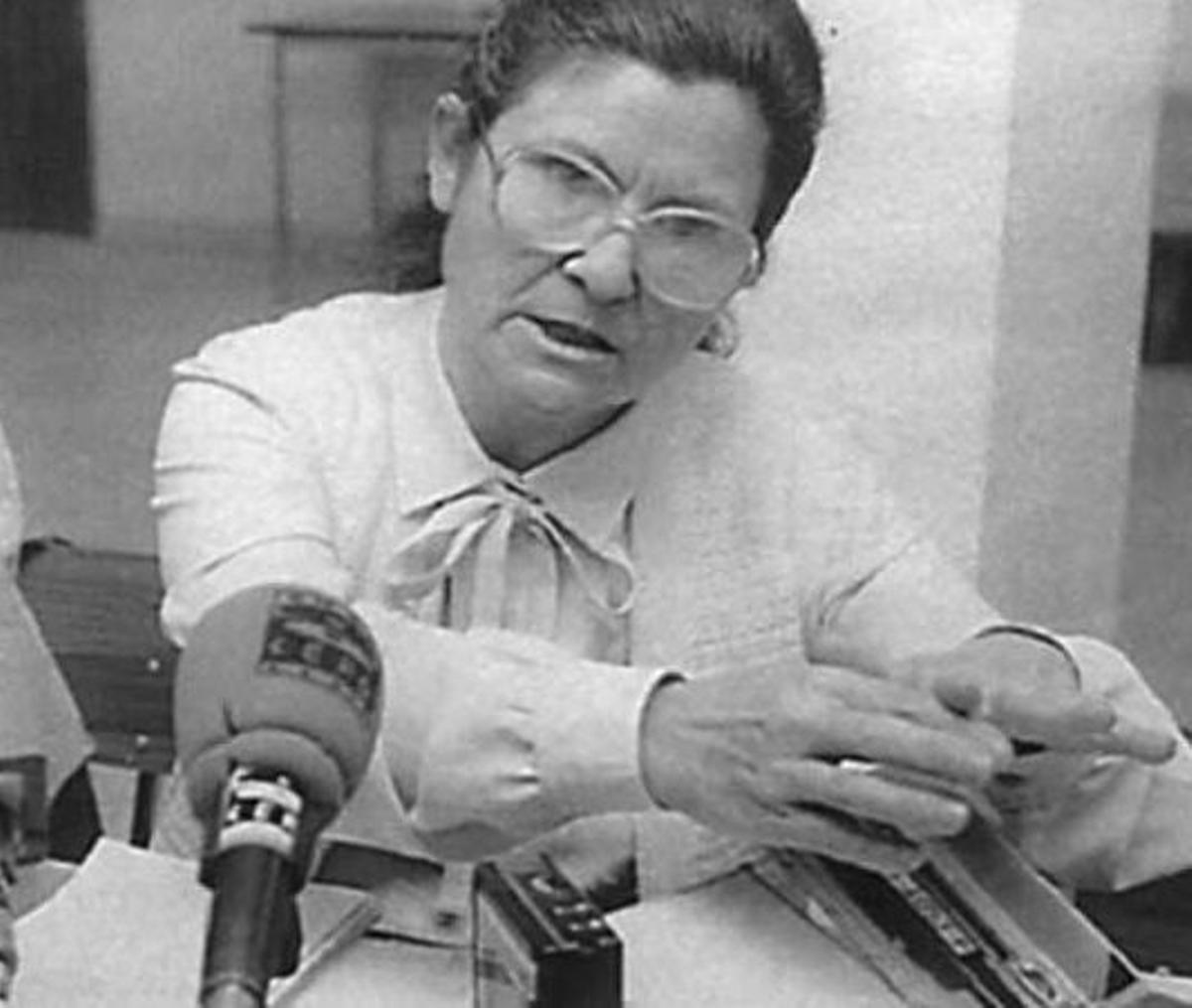 La madre de Joaquín Ferrándiz, durante una rueda de prensa.