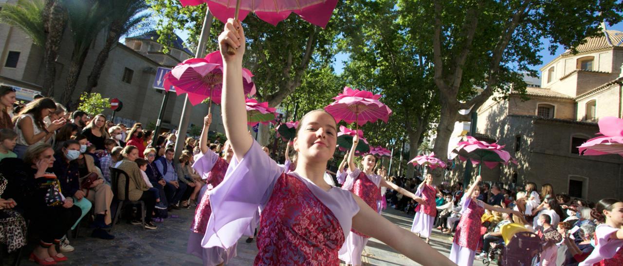 Un momento del desfile de la Batalla de las Flores, ayer.