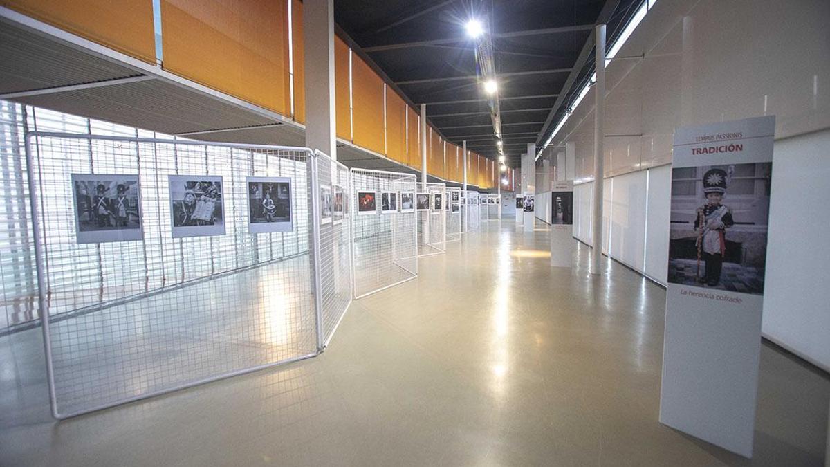 Exposición fotográfica en el auditorio El Batel, en Cartagena.