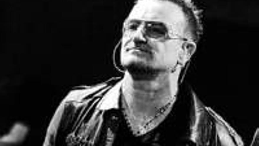 Bono: EL LIDER DE U2, OPERADO POR UNA LESION EN LA ESPALDA