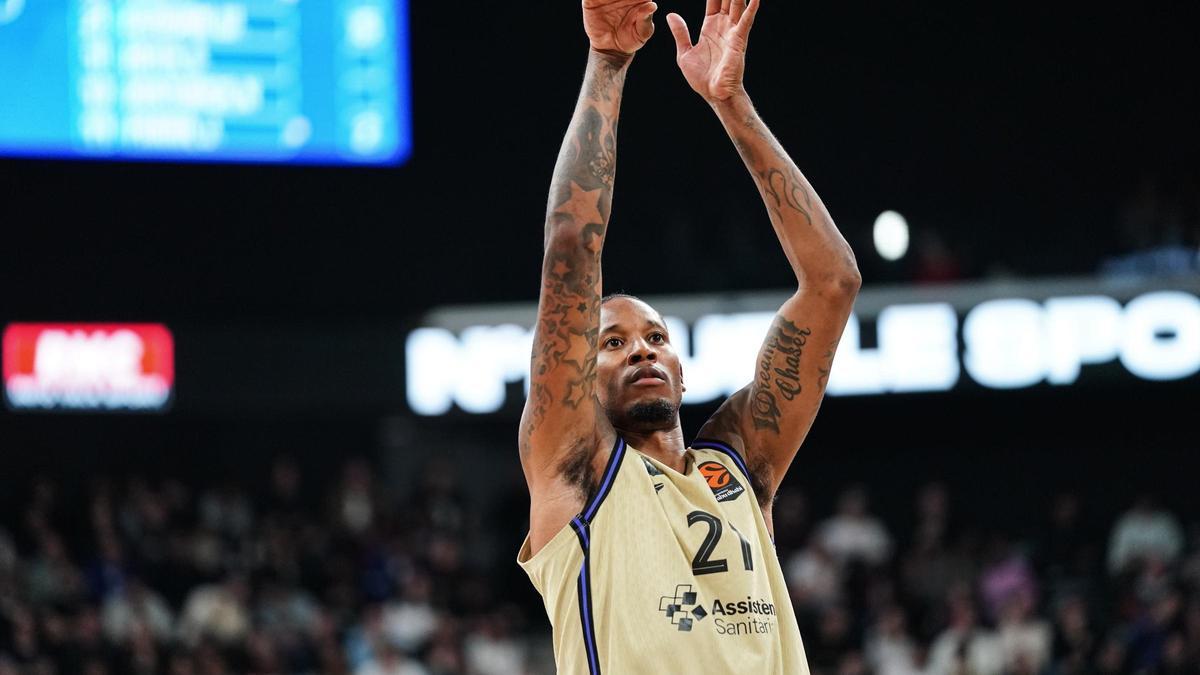 Clyburn: “Vamos todos juntos y las victorias nos dan confianza”