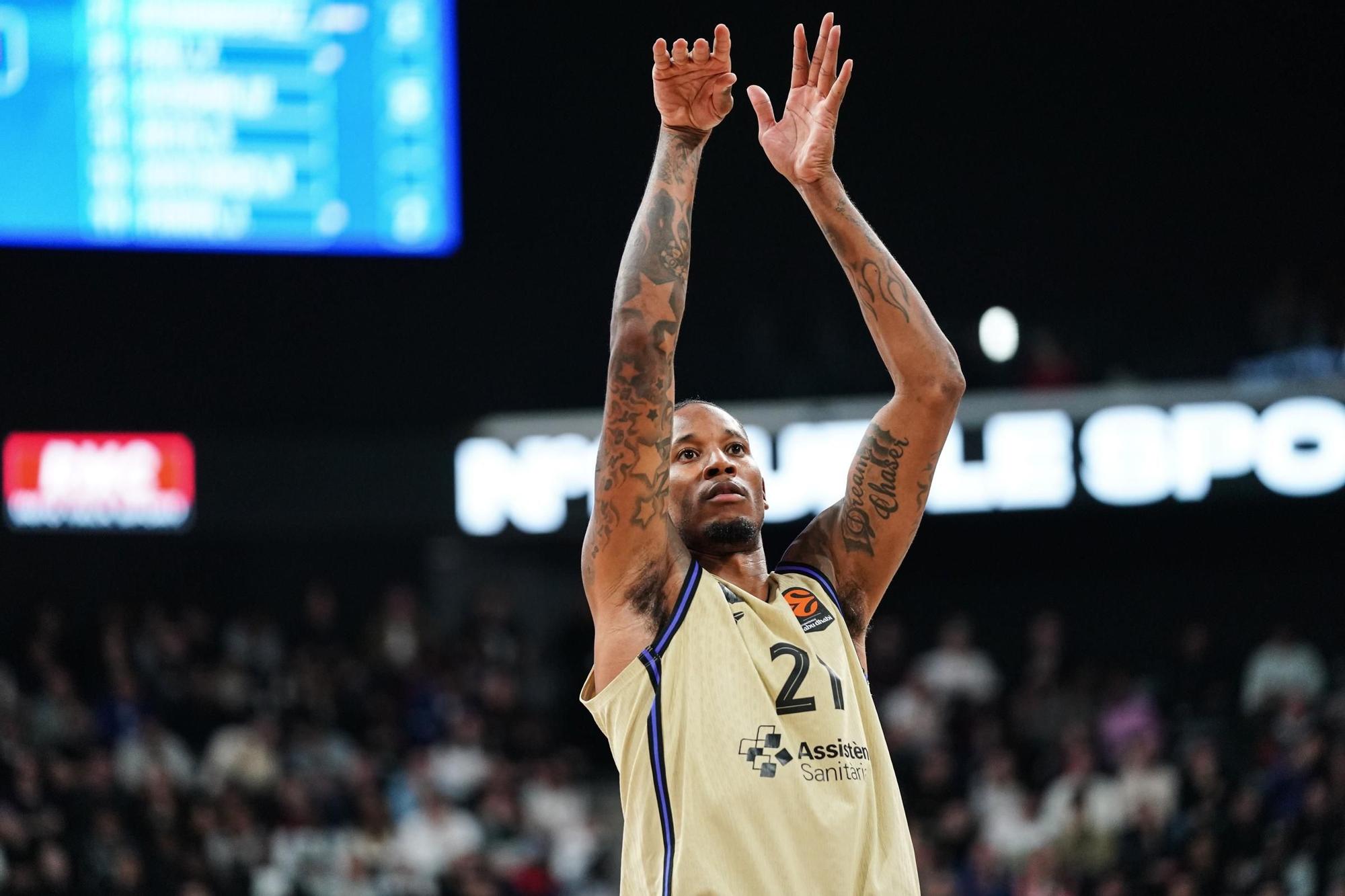 Clyburn: “Vamos todos juntos y las victorias nos dan confianza”