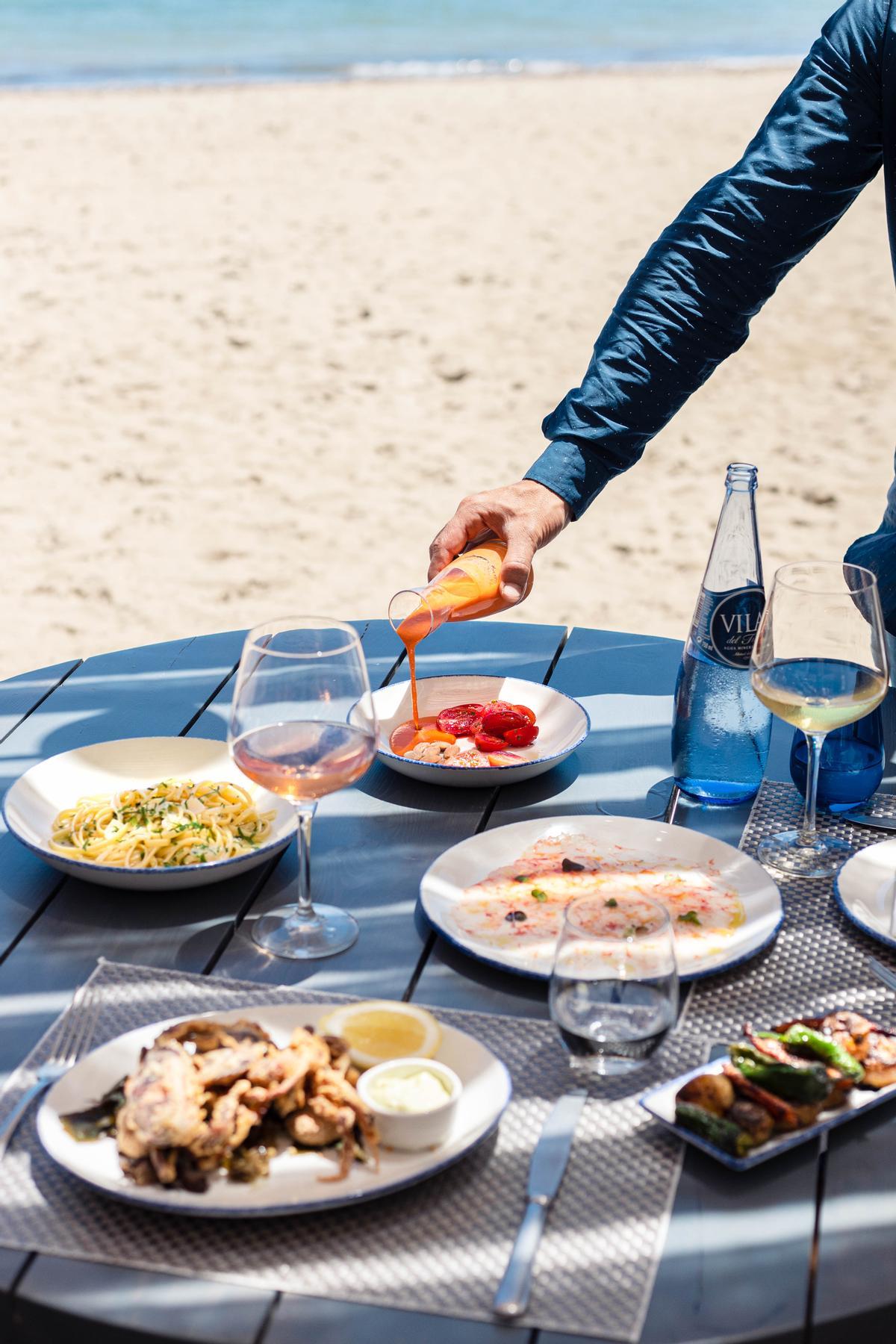 Las opciones gastronómicas de Chiringuito Blue son muy variadas