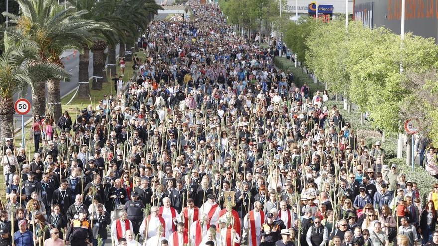 El Consell da el pistoletazo de salida para que la romería de Santa Faz en Alicante sea Bien de Interés Cultural