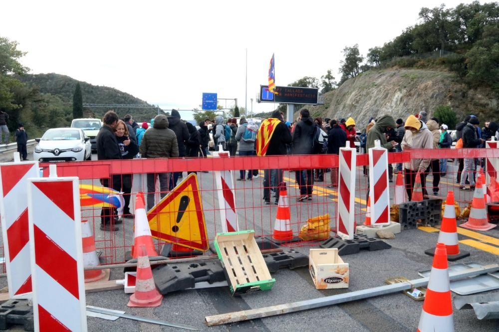 Tsunami Democràtic talla La Jonquera