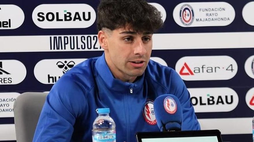 El Pontevedra CF ficha a los defensas Adrián Expósito y Juanra