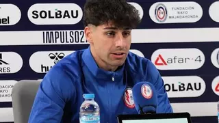 El Pontevedra CF ficha a los defensas Adrián Expósito y Juanra
