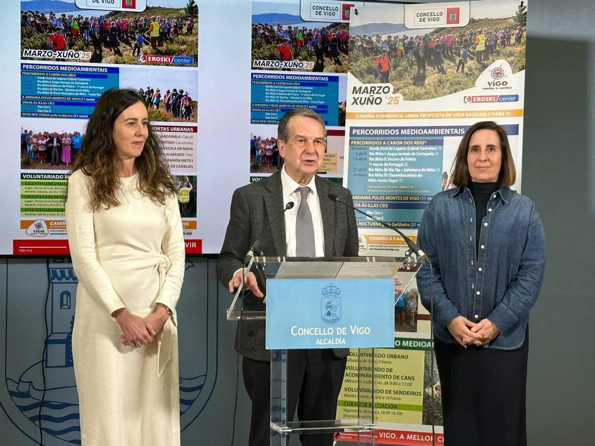 El alcalde, Abel Caballero, presentó hoy la programación de la edición de primavera 2025 de Camiño a Camiño.