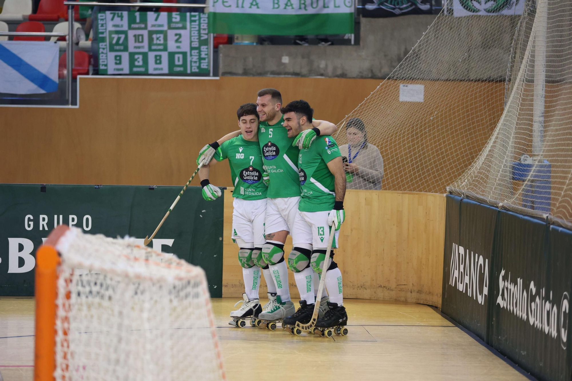 El Liceo golega al Vic en Riazor (5-0)