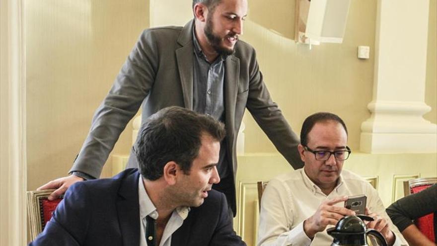 ‘Bajar el IBI sale caro’ da nombre a la nueva campaña del PSOE local