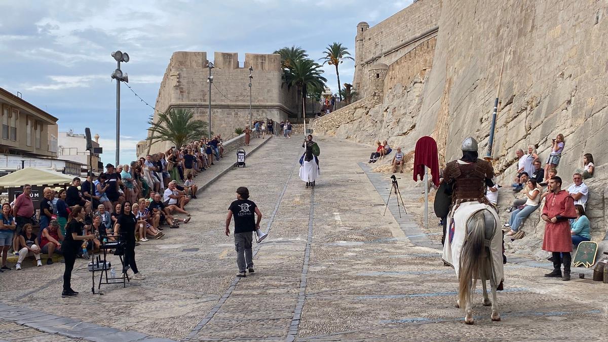 Peñíscola se convierte en un plató de cine con recreaciones de rodajes de series y películas