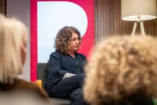 Olga Morales, alcaldesa de Viladecans: “Sorprende que en el Pleno con más mujeres de nuestra historia no haya acuerdos para el 8-M”