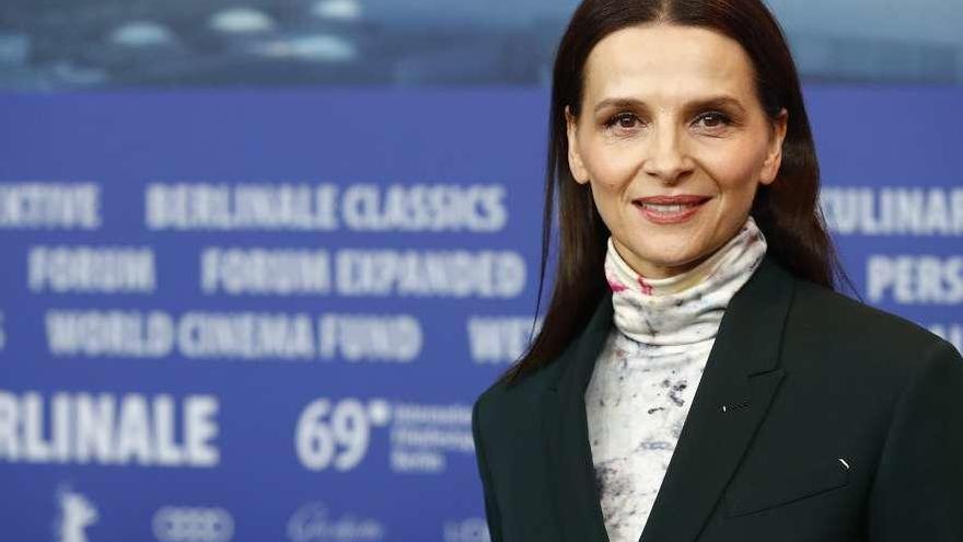 Juliette Binoche, ayer, en Berlín.