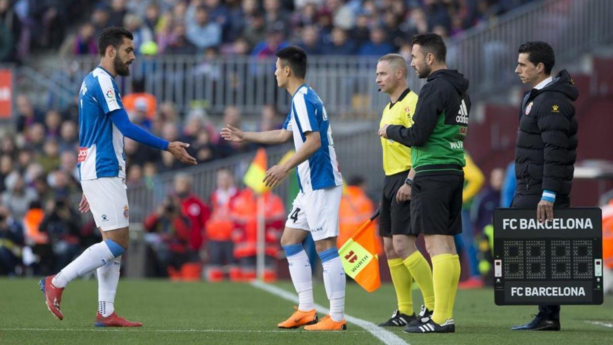 Borja Iglesias y Wu Lei deben garantizan los goles de la salvación