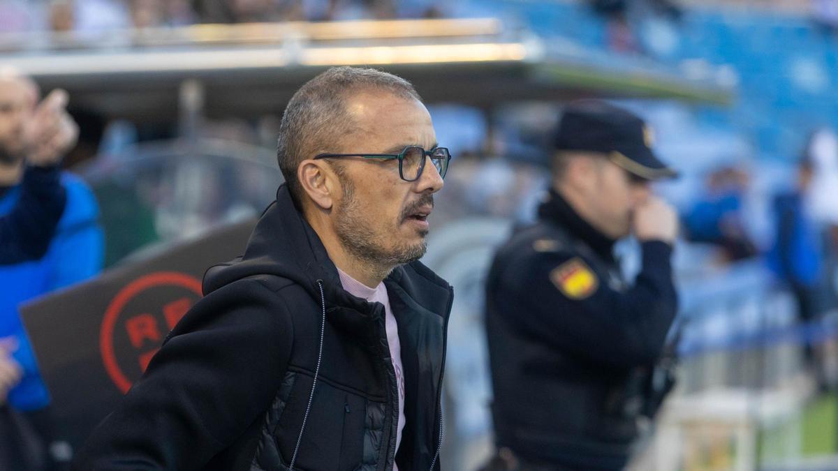 Beto Company durante el partido entre Hércules y Marbella.