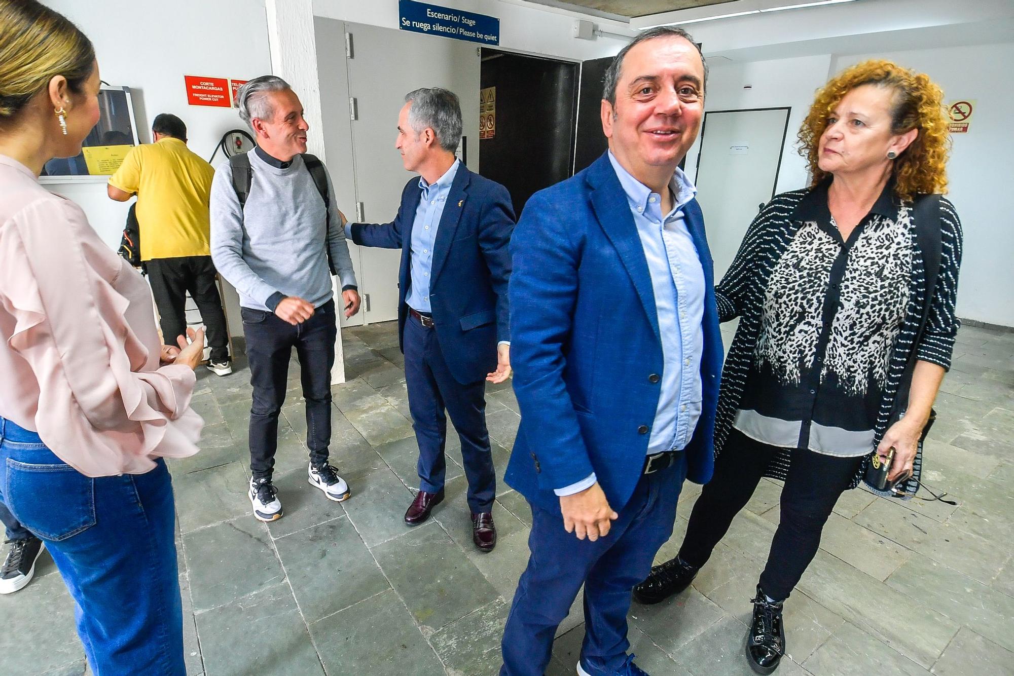 Camerinos dedicados a Manolo Vieira en el teatro Cuyás