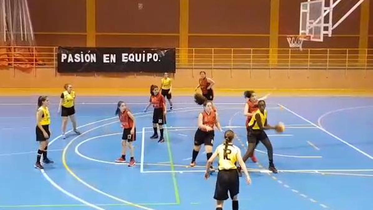 Así anotaba Awa Fam en el CD Polanens antes de fichar por el Valencia Basket
