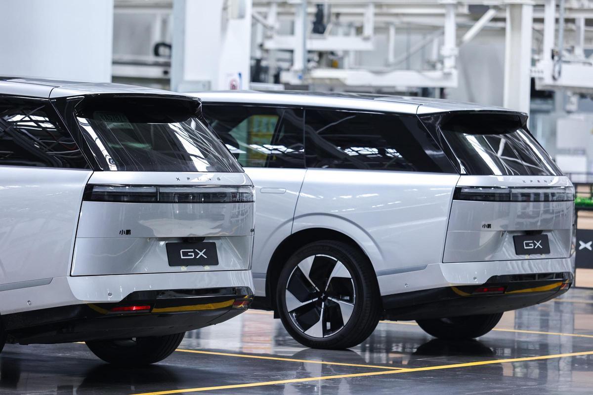 Xpeng crea un robotaxi autónomo que sustituye los sensores de radar por cámaras de visión artificial