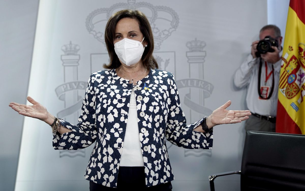 Més enllà del relleu al CNI Més enllà del relleu al CNI