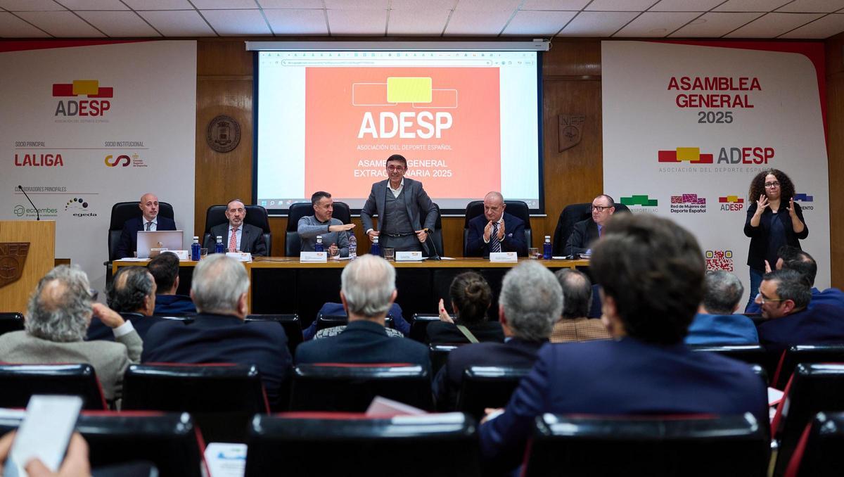 José Hidalgo, reelegido Presidente ADESP