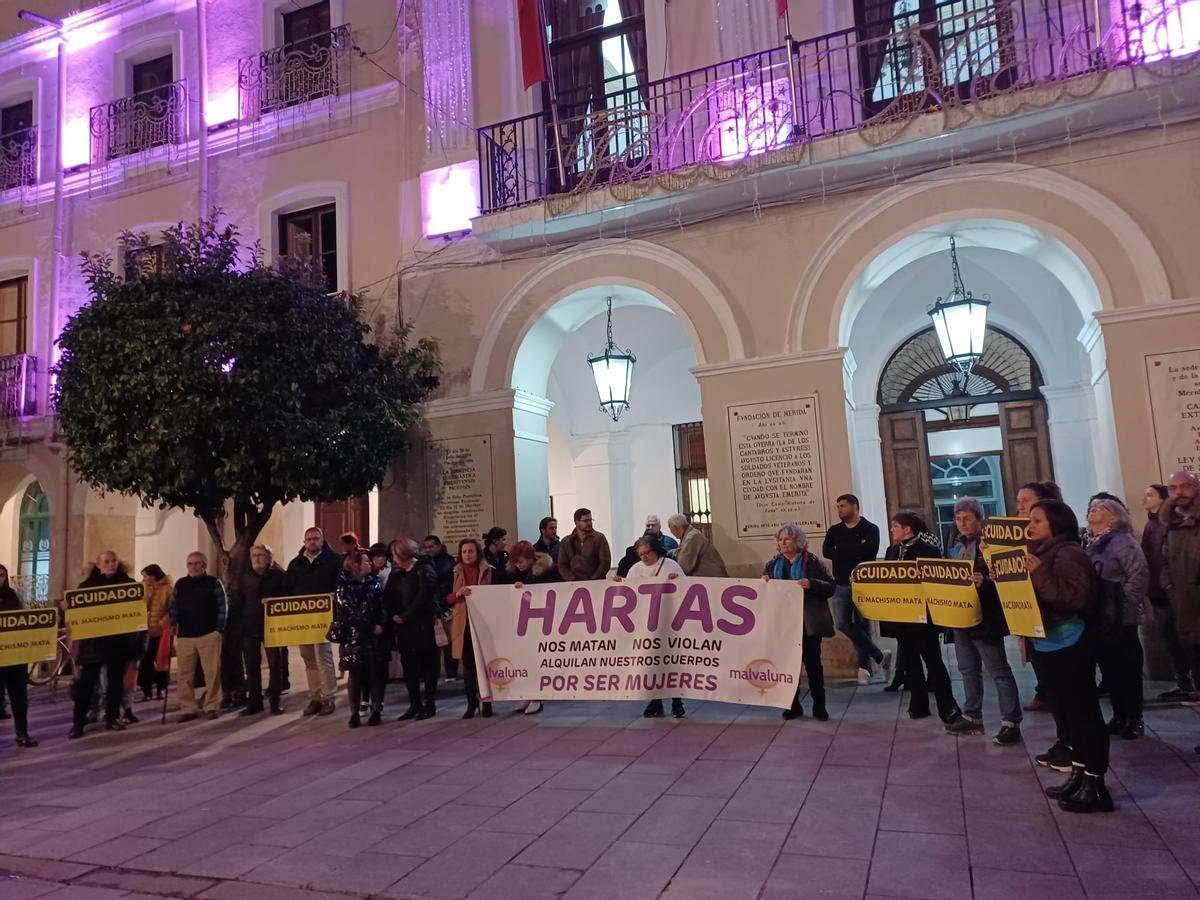 Concentración en Mérida contra la violencia machista, ayer