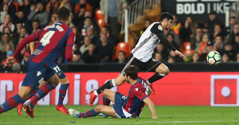 Valencia - Levante: Las imágenes del Derbi