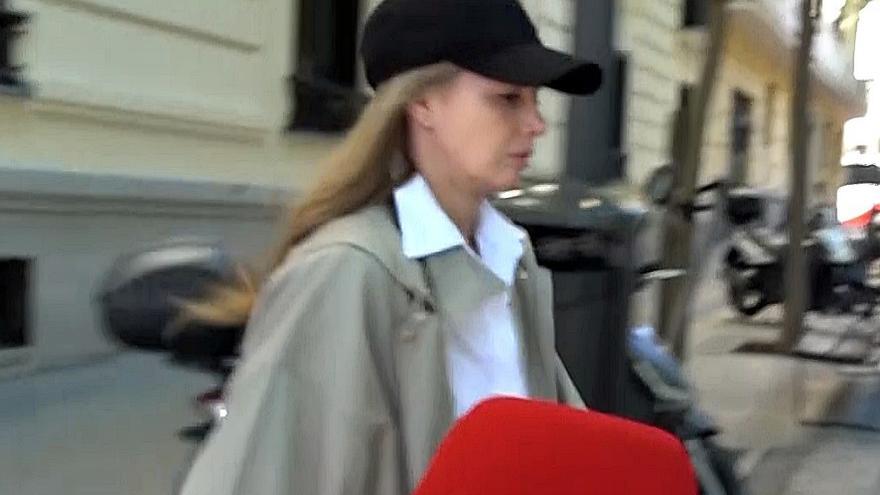 Genoveva Casanova reaparece en público tras ser el centro de la discusión de Cayetano Martínez de Irujo y su novia