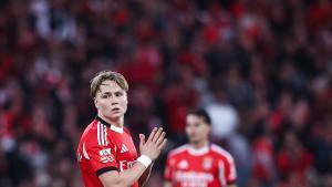 Andreas Schjelderup, durante un partido del Benfica