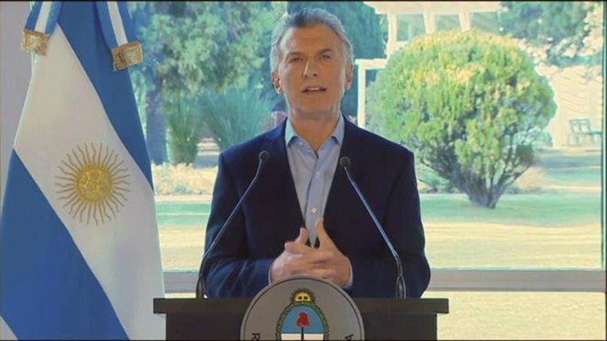 Macri corrige su política económica tras el bacatazo electoral en las primarias