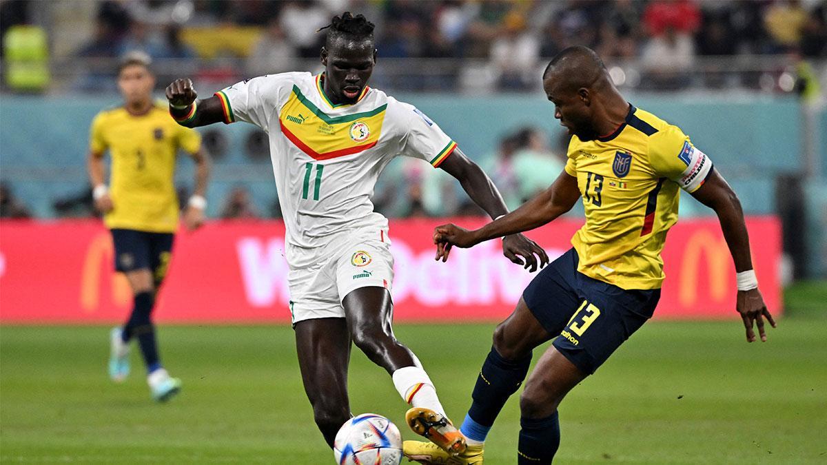 Resumen, goles y highlights del Ecuador 1 - 2 Senegal de la fase de grupos del Mundial de Qatar 2022.