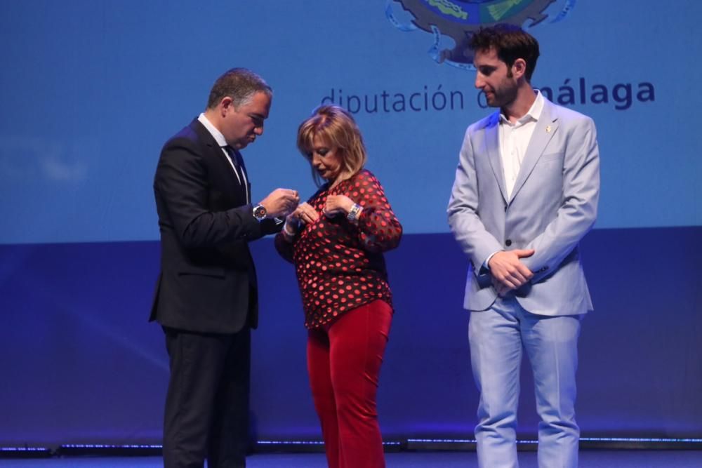 Entrega de recoocmientos de la Diputación Provincial de Málaga a Dani Rovira y María Teresa Campos.