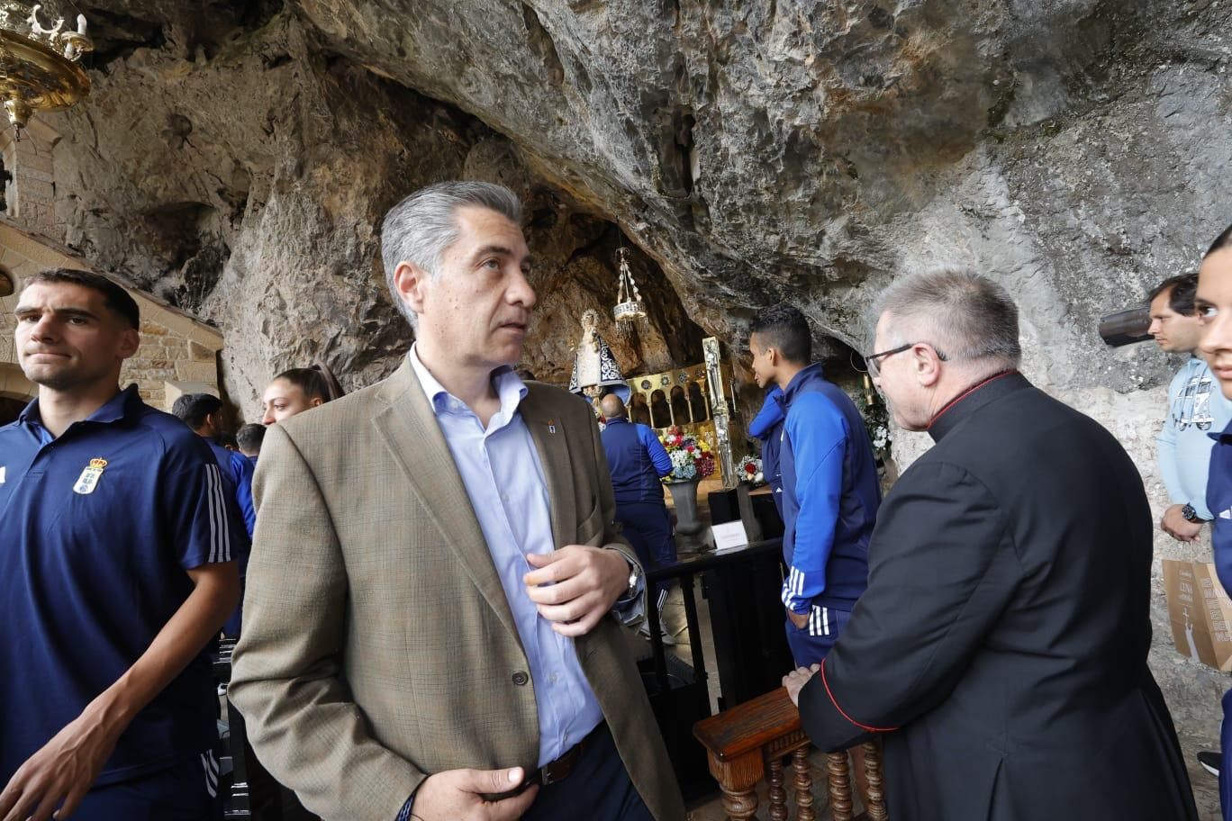 Visita del Real Oviedo al Santuario de Covadonga