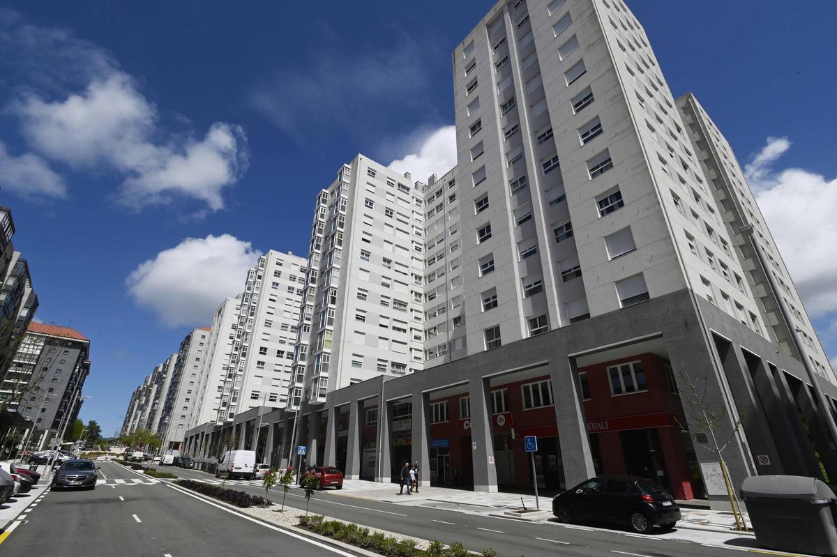 Rúa Teixugueiras, con una enorme densidad poblacional.