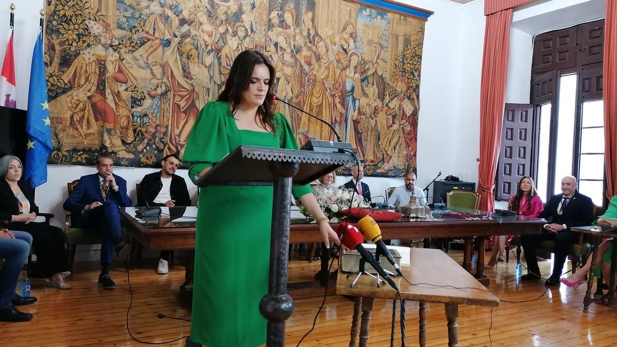 Natalia Ucero promete el cargo de concejala en el Ayuntamiento de Toro