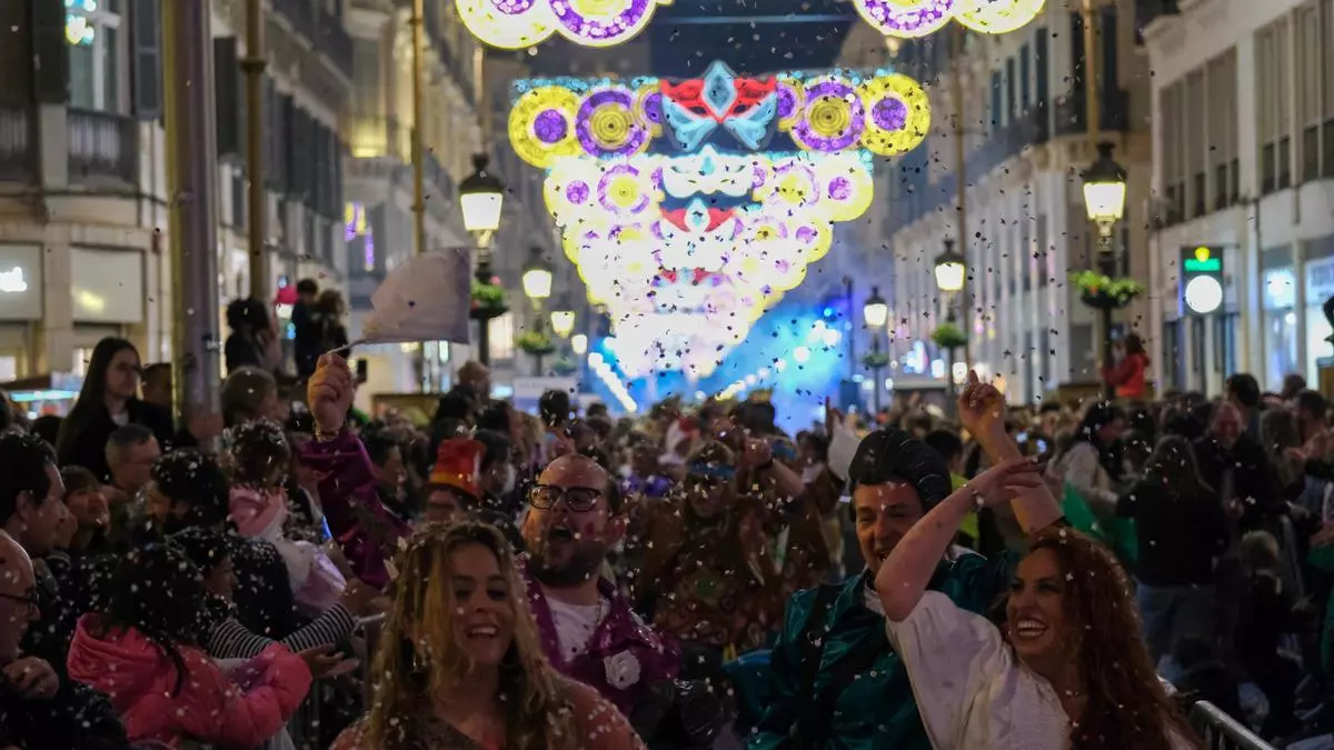La Batalla de las Flores y el Entierro del Boquerón, en la recta final del Carnaval de Málaga