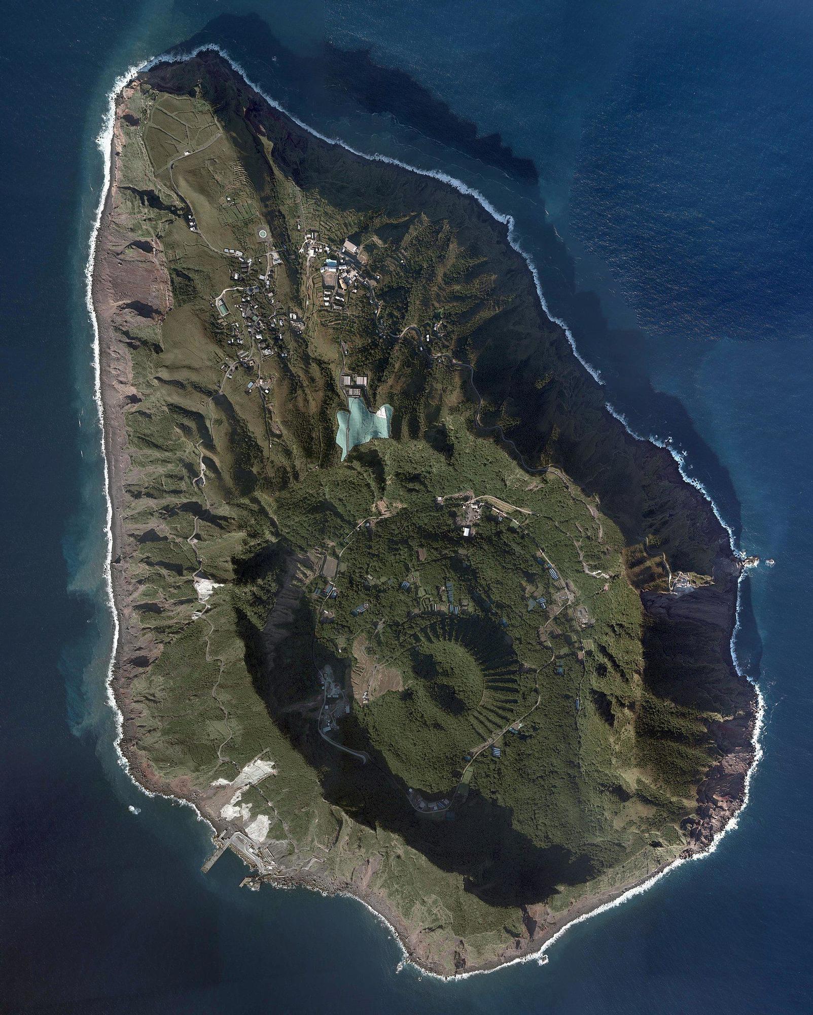 Así luce Aogashima desde el aire.