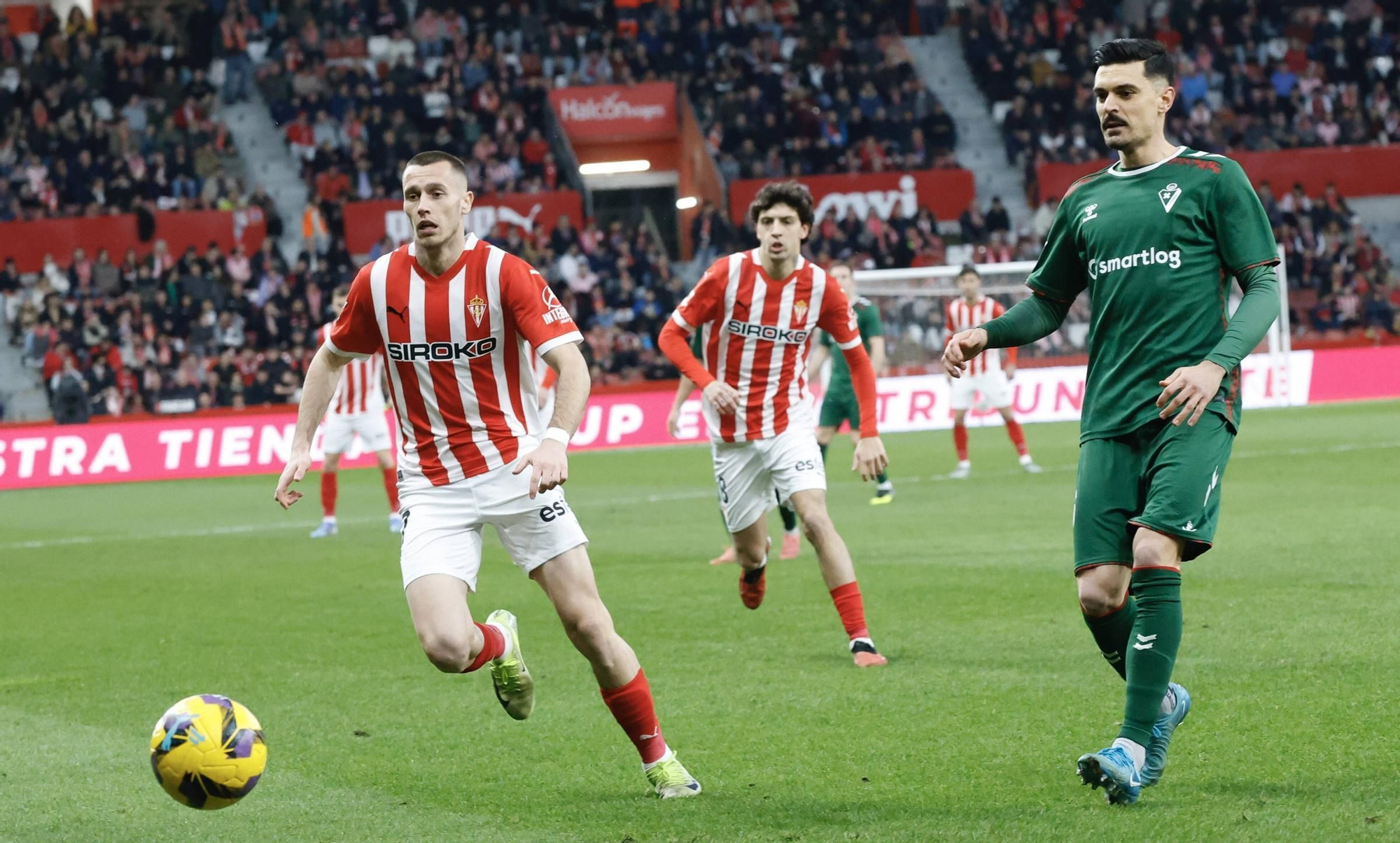 El partido entre el Sporting y el Eibar, en imágenes