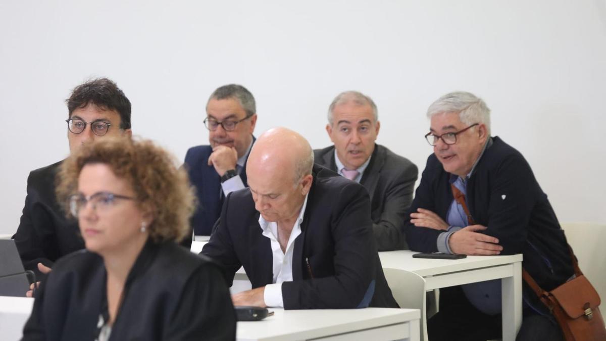 Los acusados, de nuevo en la sala, durante la sesión