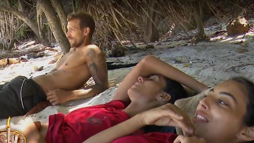 Tensión sexual (no resuelta) en Supervivientes: &quot;Yo soy más guarro, todo lo que me pidan lo hago&quot;