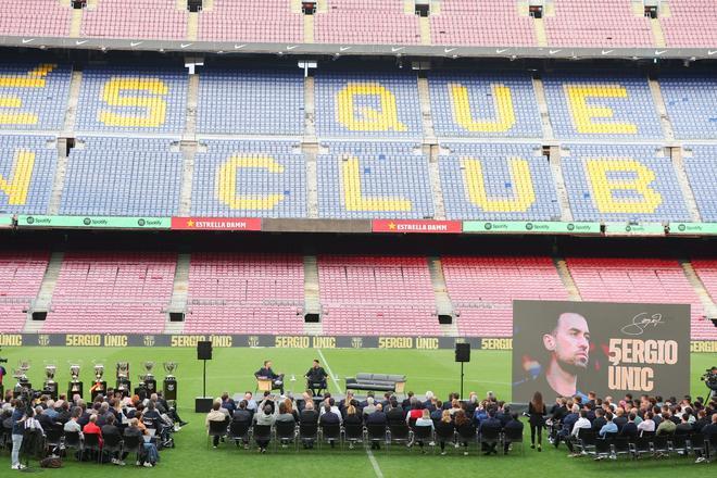 Las mejores imágenes del acto de despedida de Sergio Busquets