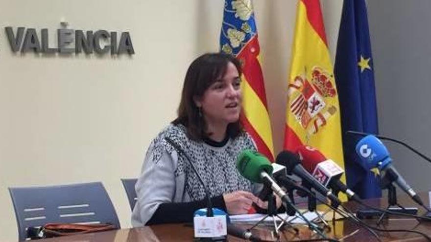 La concejala Isabel Lozano, ayer en rueda de prensa.