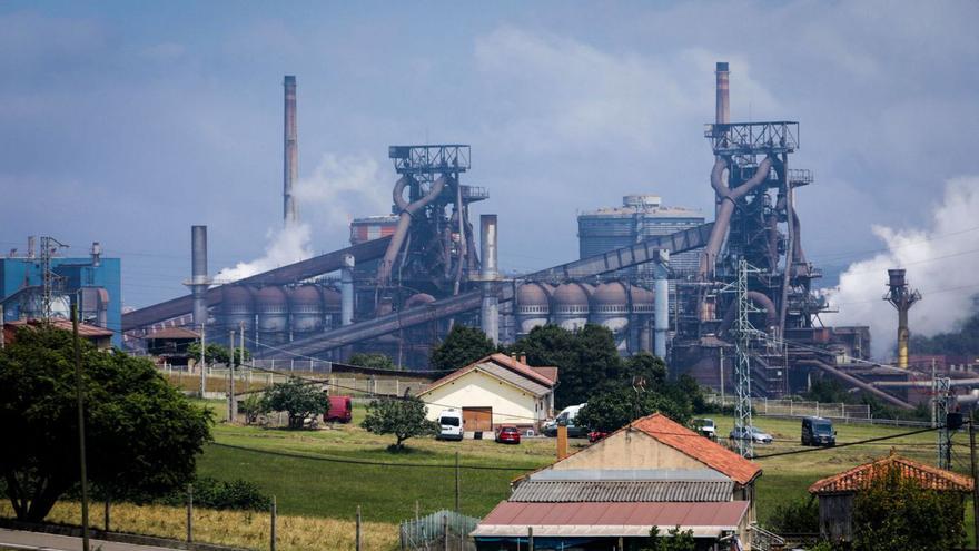 Asturian industrial production continues to fall despite reopening the Arcelor furnace