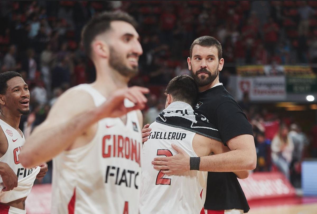 Marc Gasol i els seus companys, el dia de la permanència.