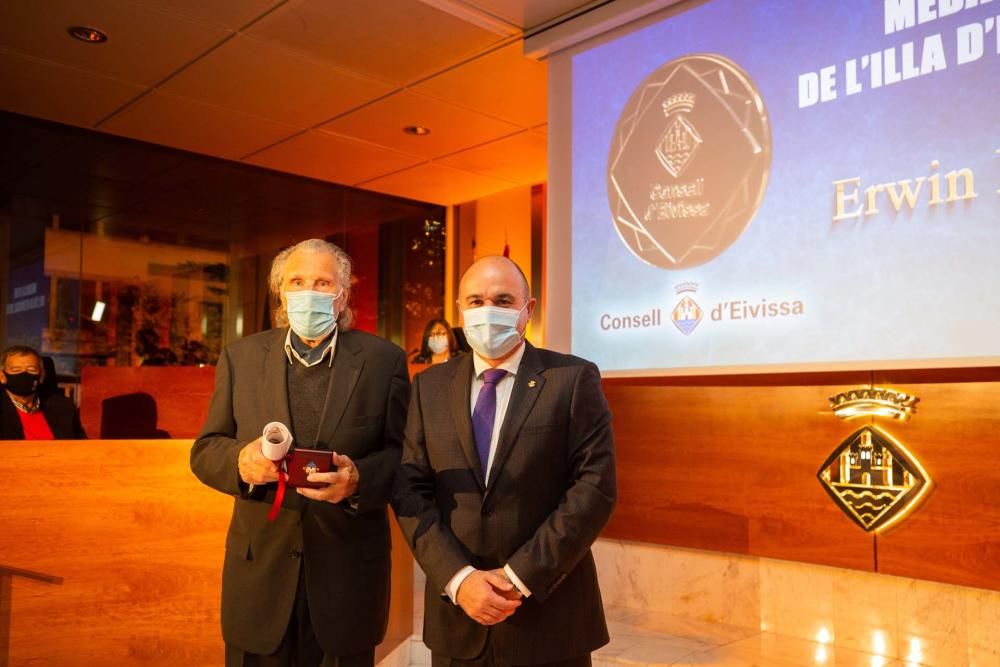 Medallas de Oro y Premios al Mérito Ciudadano en Ibiza