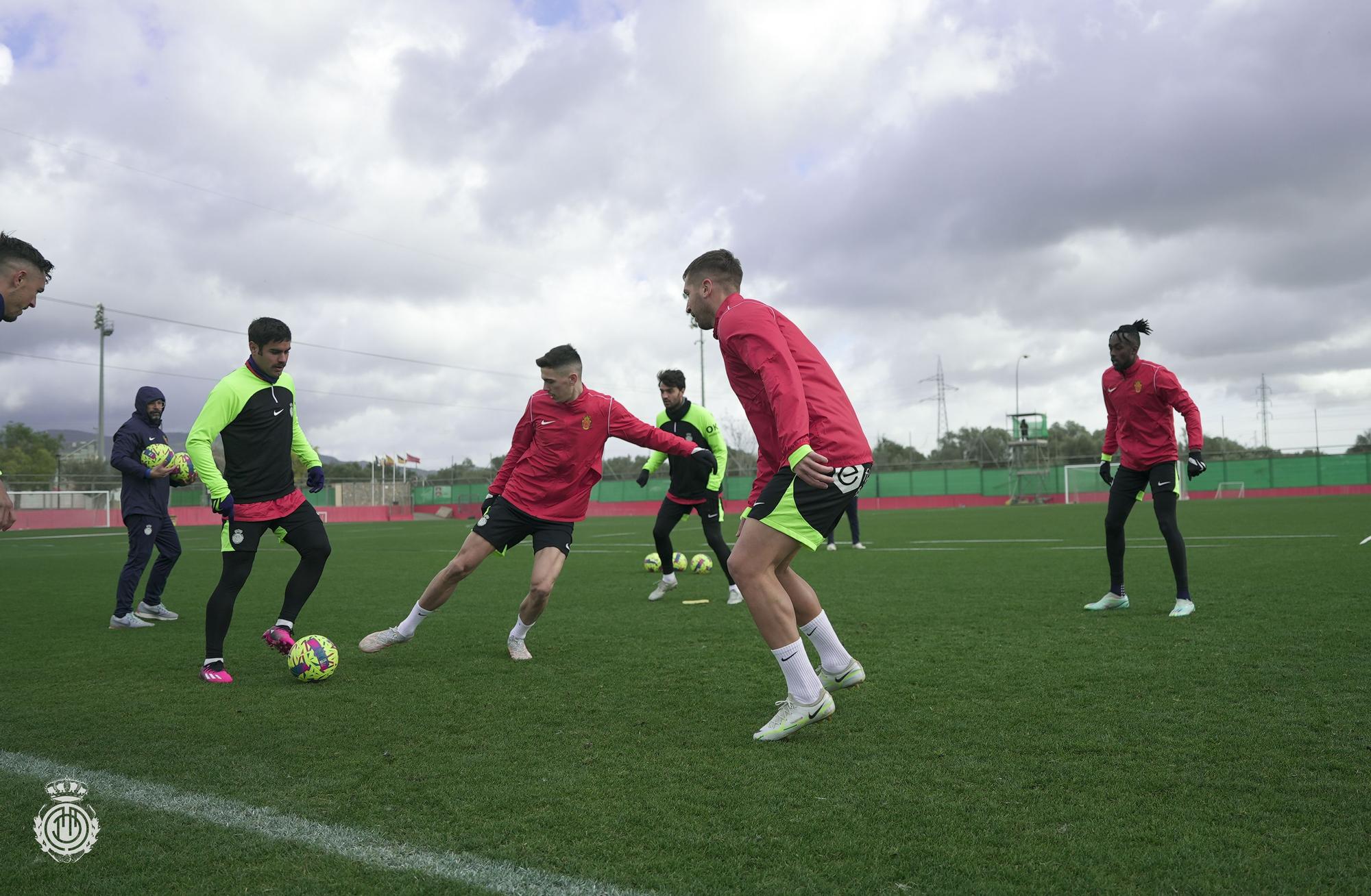 Primer entrenamiento de Hadzikadunic con el Mallorca